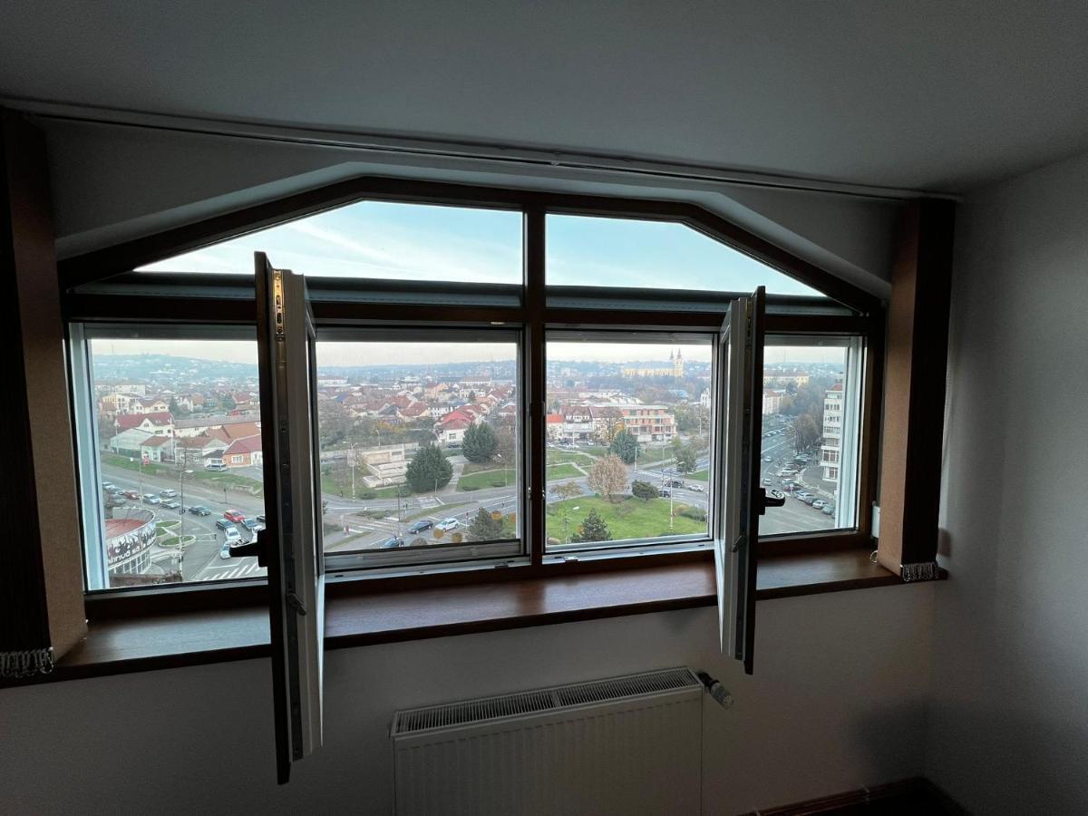 High Level Apart Oradea Free Reserved Parking Екстер'єр фото
